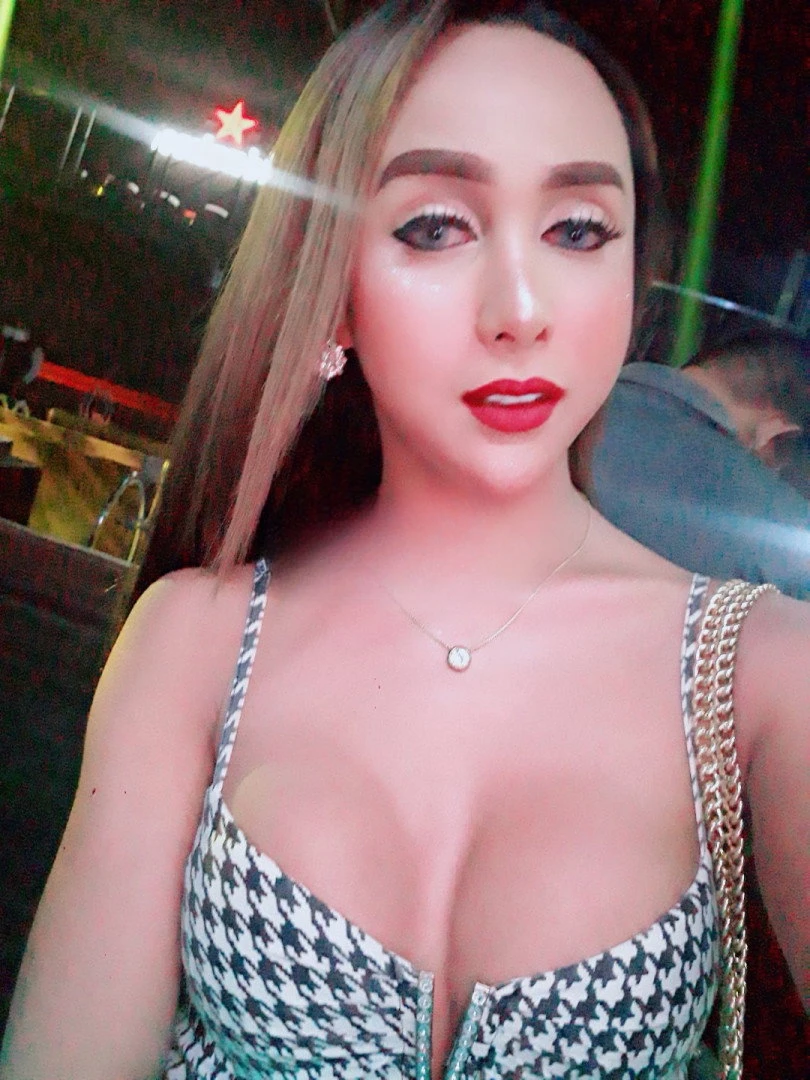 Shanewafa — 8 / 9