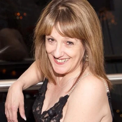 6969pandora, Escort, Luton