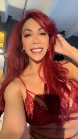 Ts Alexandra Xl — 1 / 5