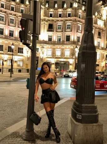 Ts Valeria2 — 4 / 7