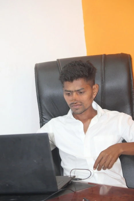 Govind, Escort, Dubai