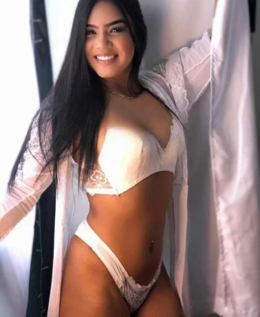 Lorena Scarlet — 5 / 12