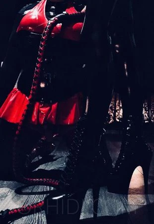 Lady Di — 3 / 7