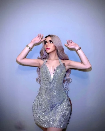 Luna Satisfaction — 6 / 11