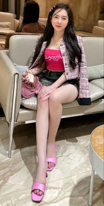 Ana, Escort, Singapore