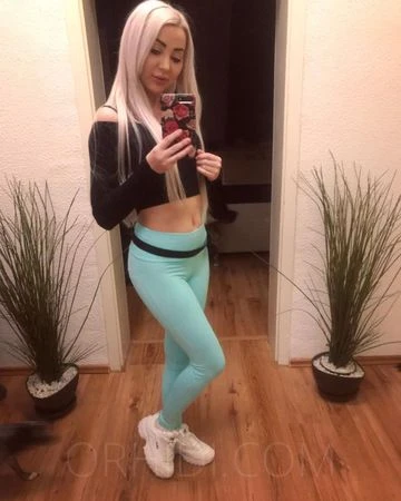Deutsche Dame für Neuanfänger (echt/privat/diskret) — 13 / 23