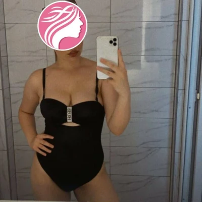 Chrisi, Escort, Vienna