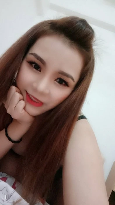Lita, Escort, Sohar