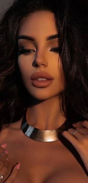 Tamara — 3 / 4