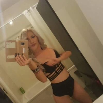 Lolita, Escort, Paris