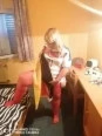 Sexy Gina01 — 3 / 5