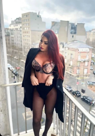 Arielle Garcez — 5 / 12