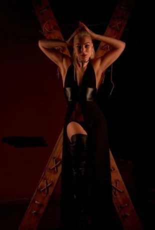 Kristina *GANZ NEU* — 1 / 3