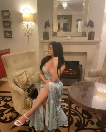 Kamilla Cozer — 3 / 4