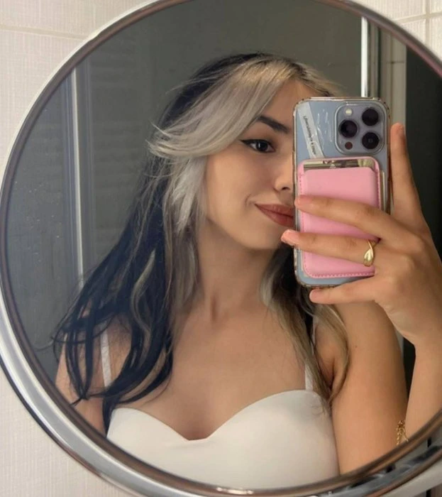 Mily — 7 / 9
