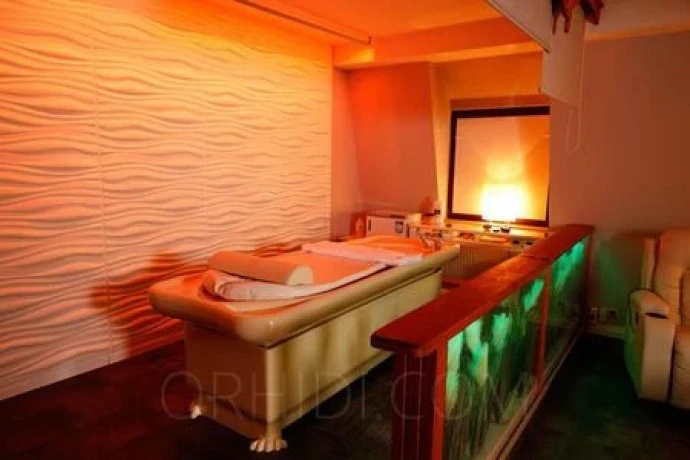 Das kleine Massagenest - NUR MASSAGEN — 10 / 18