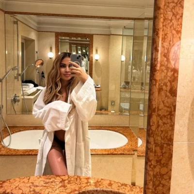 Martini, Escort, Brussels