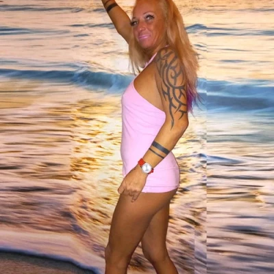 Cora AV, Escort, Hannover