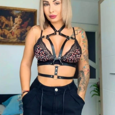 Izzi, Escort, Belfast