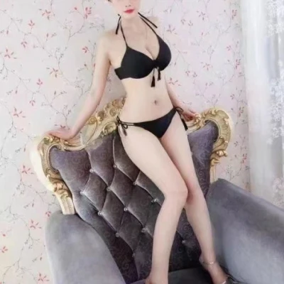 Pingping, Escort, Paris