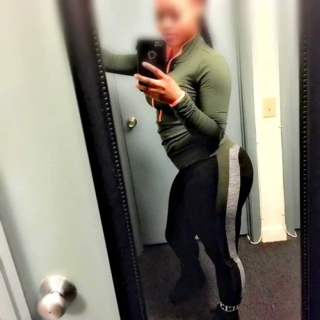 Nikki Darling — 2 / 3