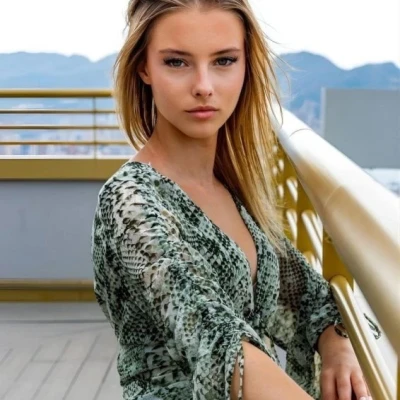 Shira, Escort, Paris