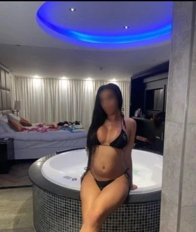 Sexi Angela — 2 / 3