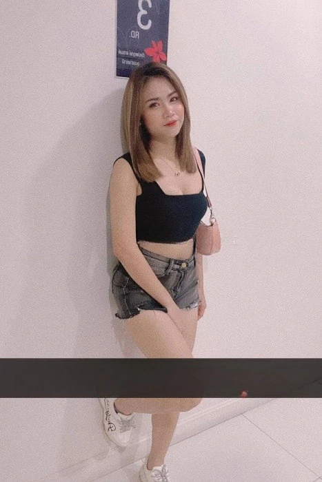 Molee, Escort, Bangkok