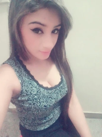 Fiza Indian Escort — 2 / 3