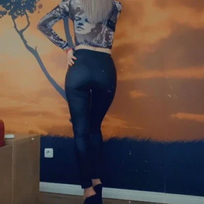 Selena, Escort, Dortmund