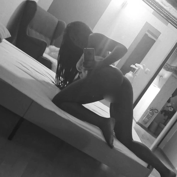Sexy Cleo Neu — 5 / 9