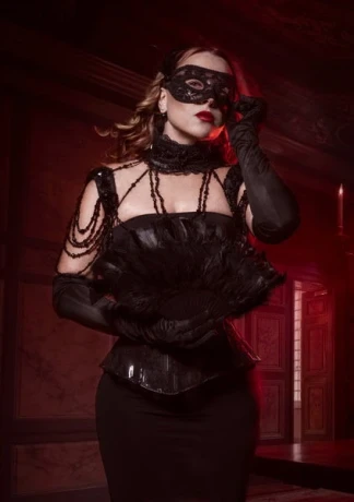 Baroness Antoinette — 7 / 11