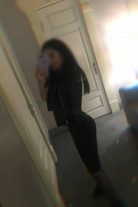 Amina, Escort, Dubai