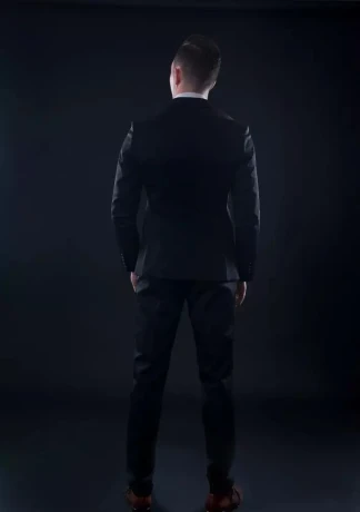 Sexy High Class Male Companion Alleen Vrouwen En Stellen — 4 / 8