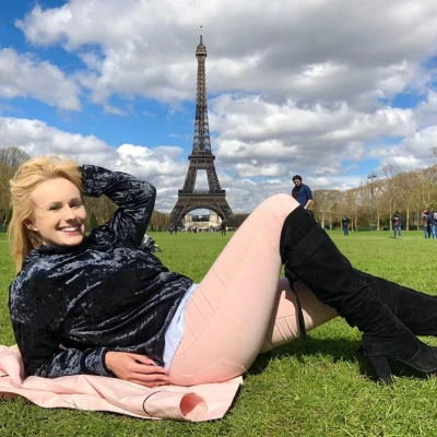 Joyce, Escort, Paris