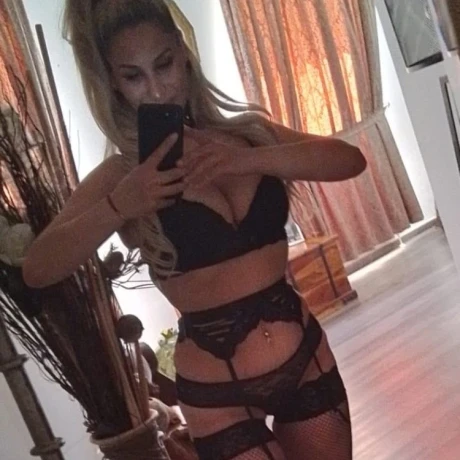 Ada Bei Lamour Suite — 1 / 3