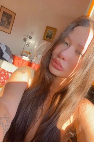 Julia Venturini — 3 / 13