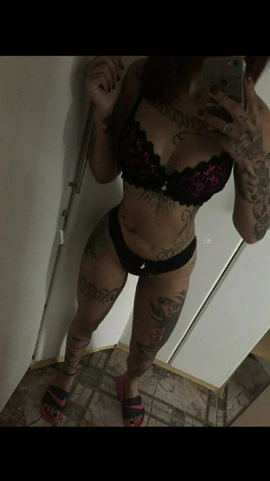 Laura Tatuada, Escort, Cordoba