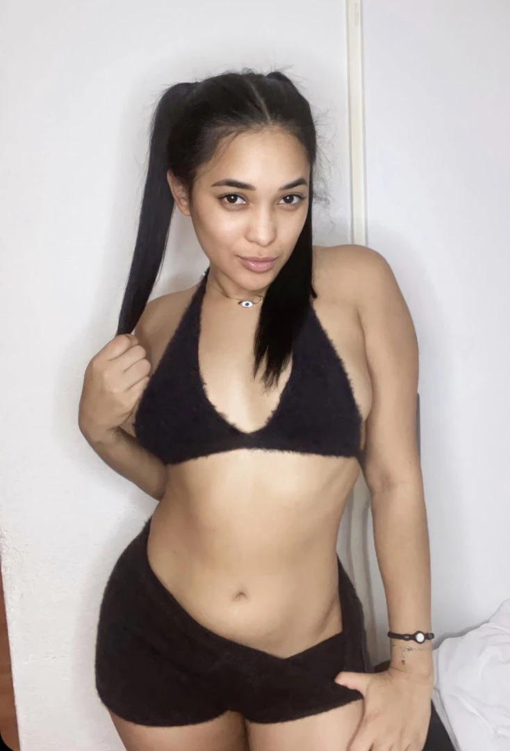 Mia Chf, Escort, Thun