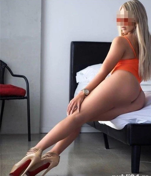 Sara — 3 / 4