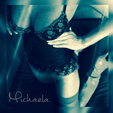 Michaela Privat — 4 / 6