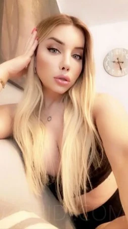 TS Ella D*ll - Türkish Sex bomb — 9 / 23