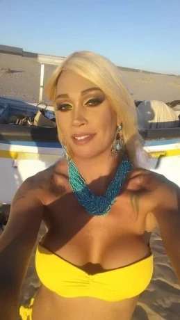 Raphaella Laurent — 2 / 7