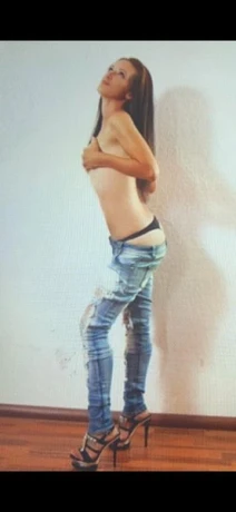 Fanny Top Massage — 1 / 4