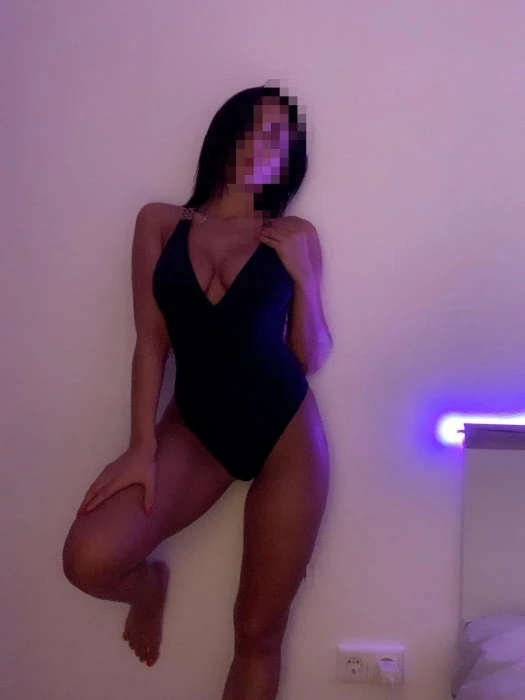 Adelina, Escort, Luxembourg