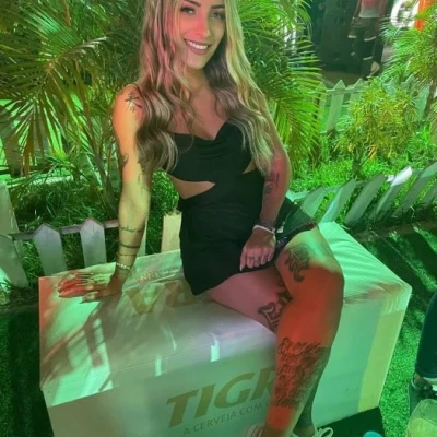 Alejandra, Escort, Paris