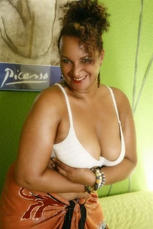 TANTRAMEISTERIN ESTHER — 1 / 3