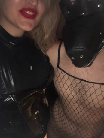 Mistress Helene Nuar Pornstar — 10 / 12