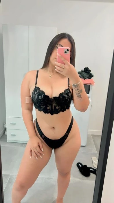 Bruna Ferraz — 8 / 9