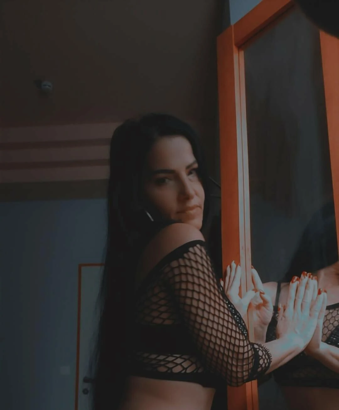 Adriana69 — 4 / 5